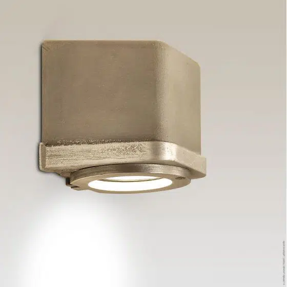 Sizz Frezoli buitenlamp 824 zink finish wandlamp industrieel in webwinkel en showroom bij TuinExtra