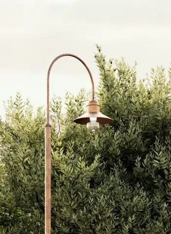 244.40.ORT Landelijke koperen buitenlamp Il Borgo Il Fanale verouderd koper lantaarnpaal tuinverlichting
