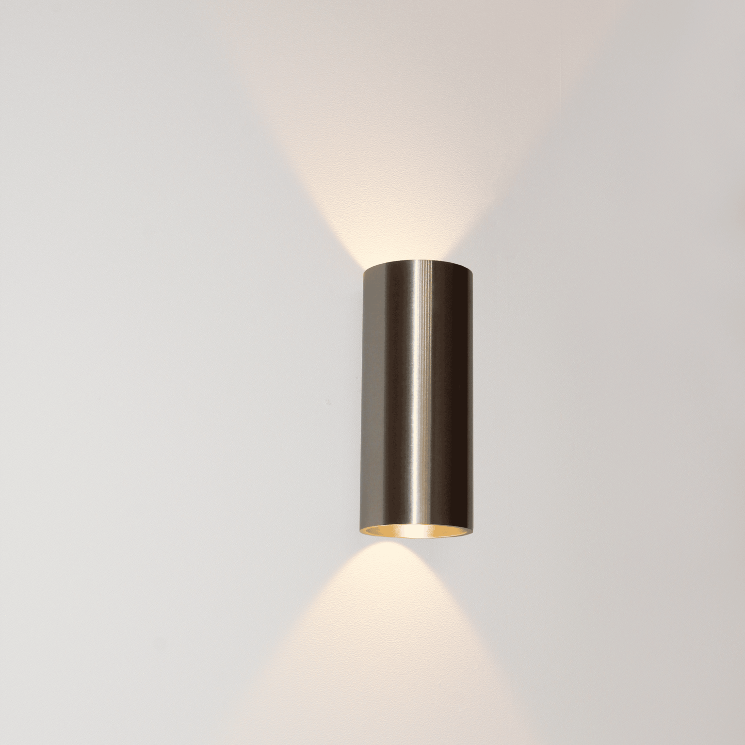 Brody 2 aluminium wandlamp buitenlamp downlight artdelight tuinextra