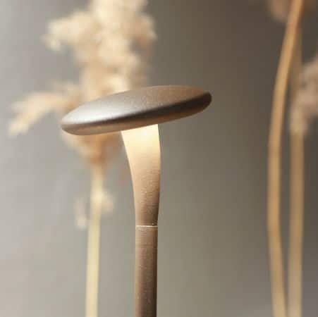 Aurora buitenlamp Dexter design tuinverlichting led Ironstone ijzerzandsteen bruin TuinExtraAurora buitenlamp Dexter design tuinverlichting led Ironstone ijzerzandsteen bruin TuinExtra