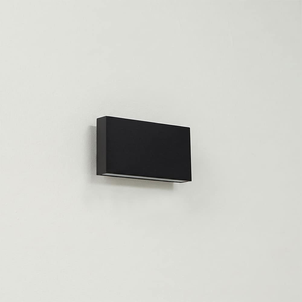 Buitenlamp box zwart led up/downlight artdelight tuinextra buitenverlichting