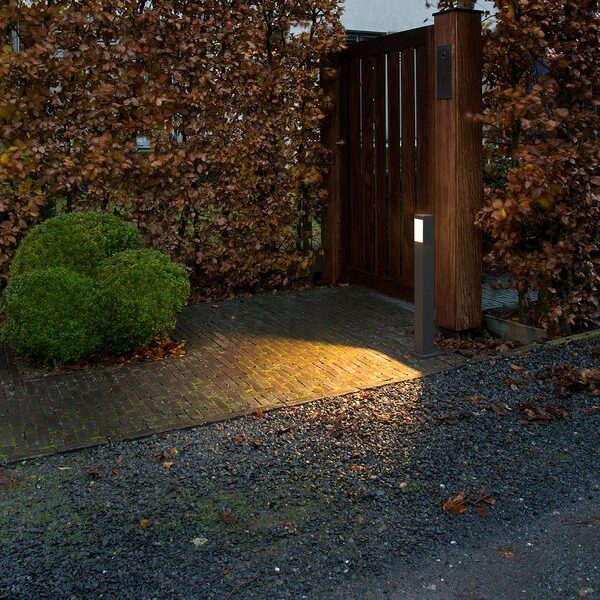 Wever & Ducré LINUS 3.0 tuinlamp buiten in gebruik - sfeerfoto Tuinextra buitenverlichting