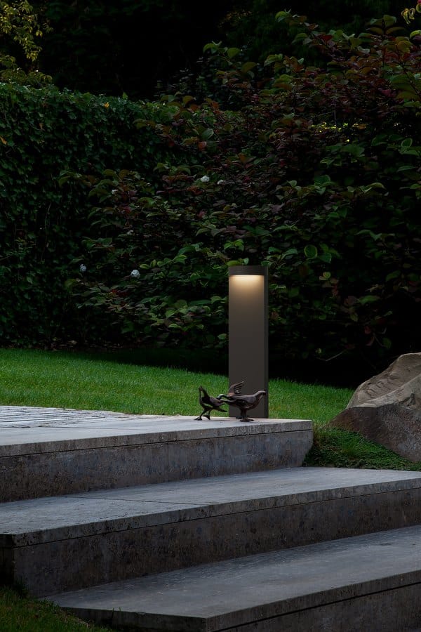 Wever & Ducré PALOS CARRÉ 2.0 tuinlamp buiten in gebruik - sfeerfoto Tuinextra buitenverlichting