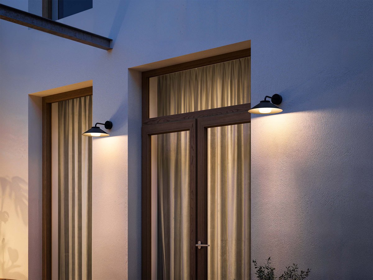 Wever & Ducré TRADORA 1.0 wandlamp buiten in gebruik - sfeerfoto Tuinextra buitenverlichting